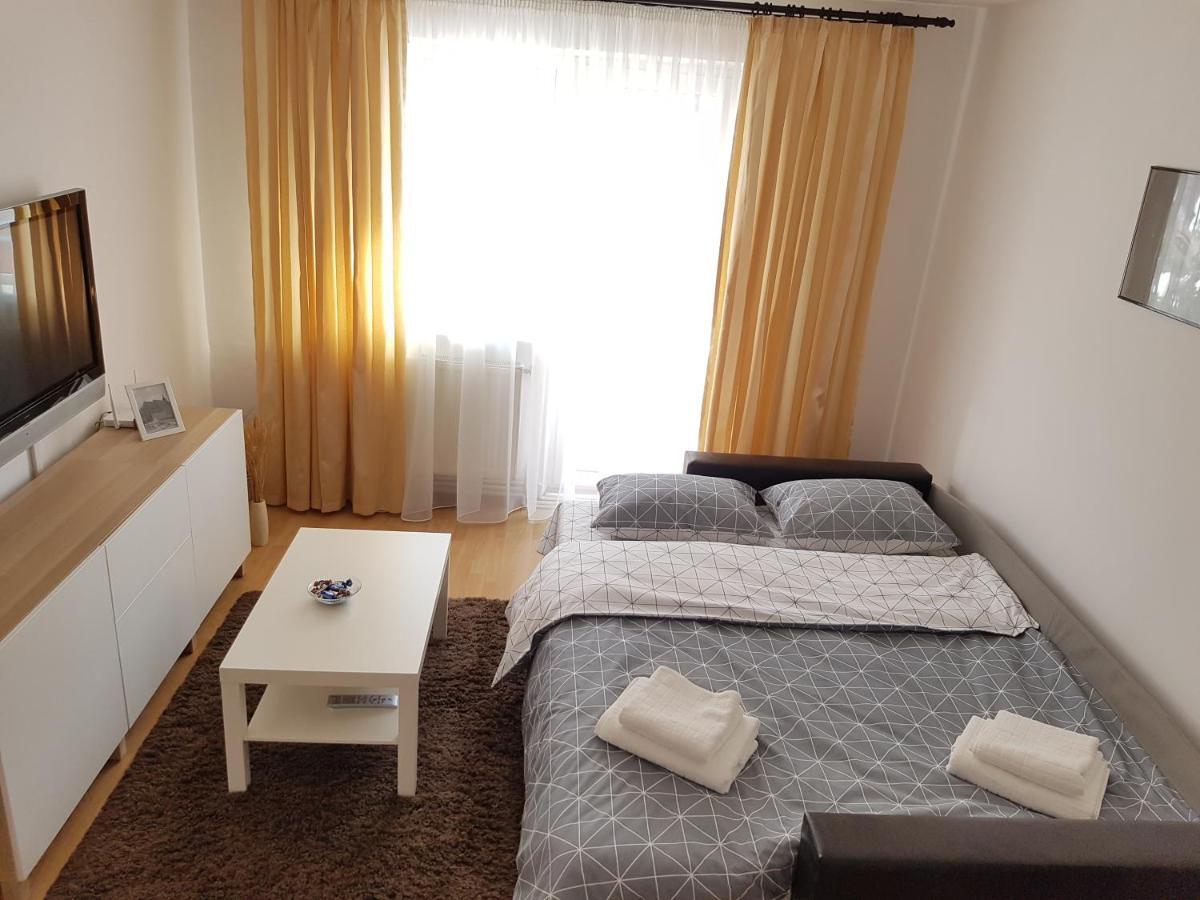 Armonia Apartment Brasov Room photo